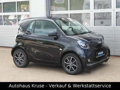 Gebraucht Smart ForTwo Electric Drive Exclusive 60 kW (82 PS) 2024 Schwarz