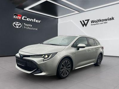 Cosmicsilber metallic Gebraucht 2021 Toyota Corolla Team Limousine | 23.490 € (Etwas zu teuer)
