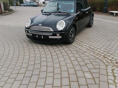 Second-hand Mini Cooper 125 CP (91 kW) 2004 Negru Hatchback
