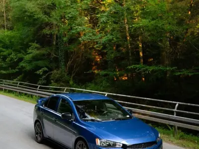 Gebraucht Mitsubishi Lancer 117 PS (86 kW) 2017 Blau Limousine