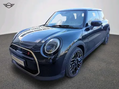 Gebraucht Mini Cooper S Favoured 204 PS (150 kW) 2025 Schwarz Kleinwagen