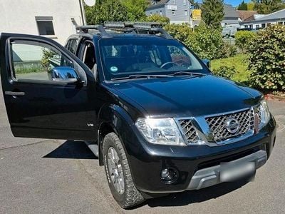 Usata Nissan Navara 230 CV (169 kW) 2014 Nero Pick-up