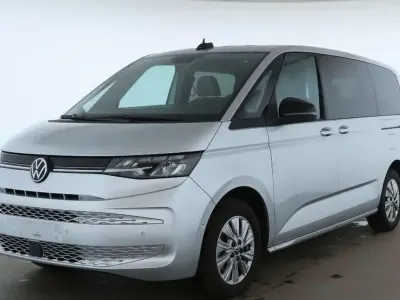 Gebraucht VW Multivan Goal 150 PS (110 kW) 2024 Silber Van / Kleinbus