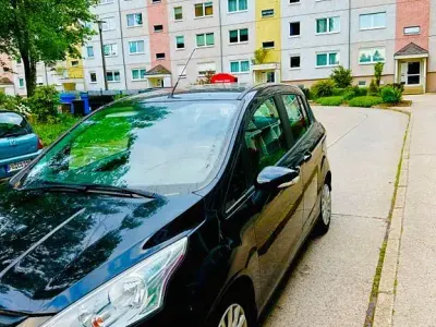 Gebraucht Ford B-MAX 101 PS (74 kW) 2014 Schwarz Van / Kleinbus
