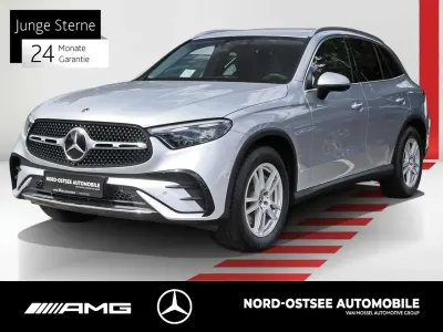 Gebraucht Mercedes GLC300 AMG 269 PS (197 kW) 2023 Metalliclack hightechsilber SUV