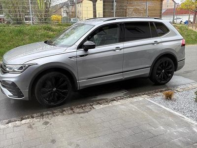 Gebraucht VW Tiguan Allspace R-line 200 PS (147 kW) 2022 Grau SUV