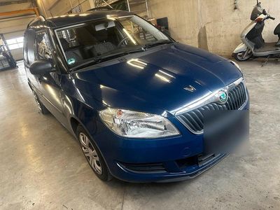 Gebraucht Skoda Roomster 68 PS (50 kW) 2012 Blau Van / Kleinbus