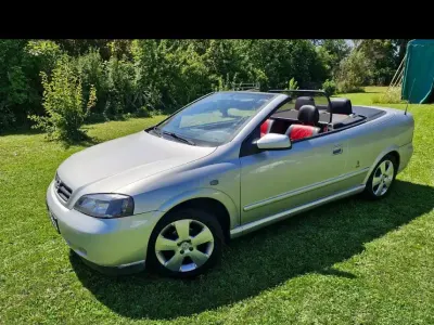 Gebraucht Opel Astra Cabriolet 106 PS (77 kW) 2005 Silber Cabrio