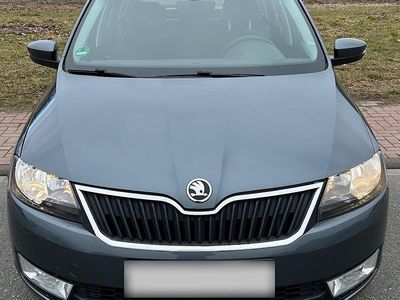 Gebraucht Skoda Rapid 90 PS (66 kW) 2016 Grau Kleinwagen