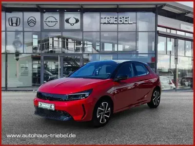 Gebraucht Opel Corsa 110 PS (80 kW) 2025 Lackierung peperoncino red/typ Kleinwagen