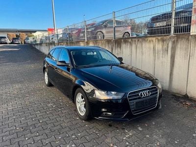 Schwarz Gebraucht 2012 Audi A4 Attraction Kombi | 7.999 € (Fairer Preis)