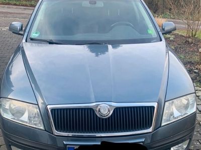 gebraucht Skoda Octavia Combi 1.6 Elegance Elegance