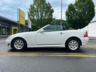 Gebraucht Mercedes SLK200 163 PS (119 kW) 2001 Weiß Cabrio