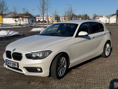 Weiß Gebraucht 2016 BMW 118 Advantage Kleinwagen | 9.900 € (Teuer)