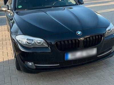 Gebraucht BMW 530 258 PS (189 kW) 2012 Schwarz Kombi