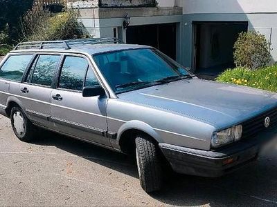 Second-hand VW Passat 90 CP (66 kW) 1987 Argintiu Break