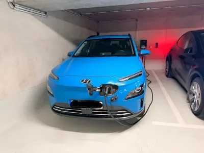 Gebraucht Hyundai Kona Style 100 kW (136 PS) 2021 Blau SUV