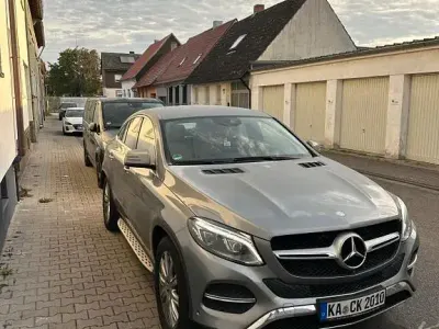 Gebraucht Mercedes GLE350 258 PS (189 kW) 2015 Grau SUV