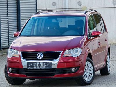 Second-hand VW Touran Trendline 140 CP (102 kW) 2007 Roșu Monovolum