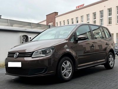 Braun Gebraucht 2011 VW Touran Van / Kleinbus | 6.300 € (Guter Preis)