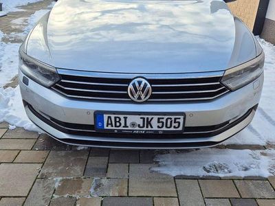 Silber Gebraucht 2016 VW Passat Comfortline Limousine | 16.500 € (Guter Preis)