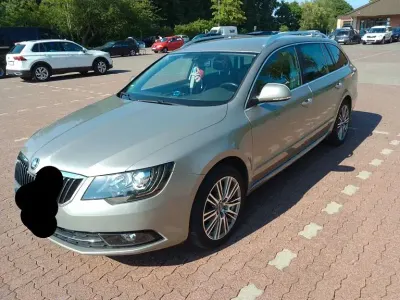 Gebraucht Skoda Superb Active 160 PS (117 kW) 2014 Beige Kombi
