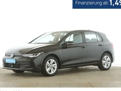 Gebraucht VW Golf VIII Life 116 PS (85 kW) 2025 Schwarz Limousine