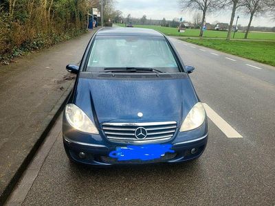 Gebraucht Mercedes A150 Avantgarde 95 PS (69 kW) 2007 Blau Van / Kleinbus