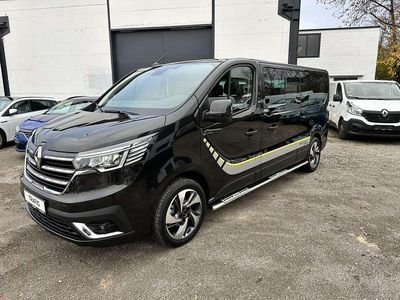 Tenebroschwarz metallic Neu 2025 Renault Trafic Life Van / Kleinbus | 55.990 €