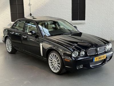 Usata Jaguar XJR Supercharged 396 CV (291 kW) 2008 Nero Berlina