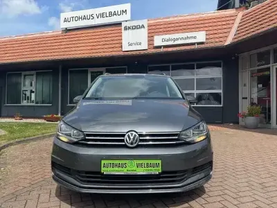 Gebraucht VW Touran United 150 PS (110 kW) 2020 Indiumgrau Van / Kleinbus
