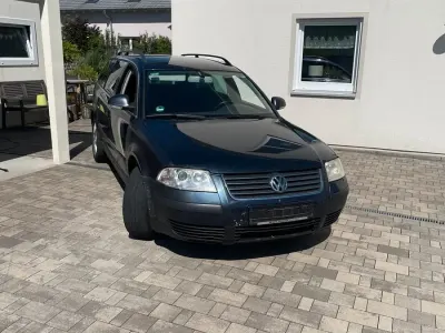 Gebraucht VW Passat 136 PS (100 kW) 2005 Blau Kombi