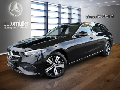 Gebraucht Mercedes C300e 204 PS (150 kW) 2024 Schwarz Limousine