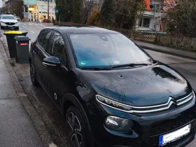 Gebraucht Citroën C3 PureTech 110 PS (80 kW) 2018 Schwarz Kleinwagen