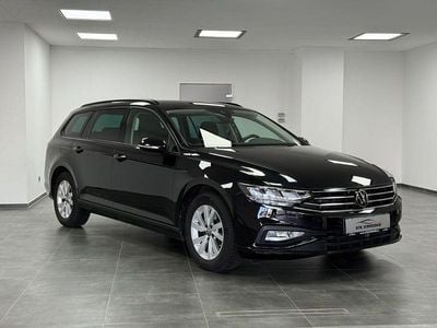 Second-hand VW Passat Basis 150 CP (110 kW) 2023 Negru Break