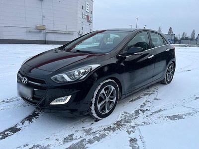 Schwarz Gebraucht 2015 Hyundai i30 Limousine | 7.500 € (Fairer Preis)