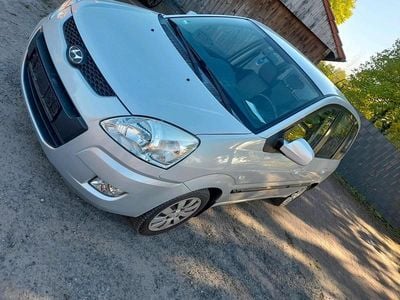 Used Hyundai Matrix 103 HP (75 kW) 2009 Silver Minivan