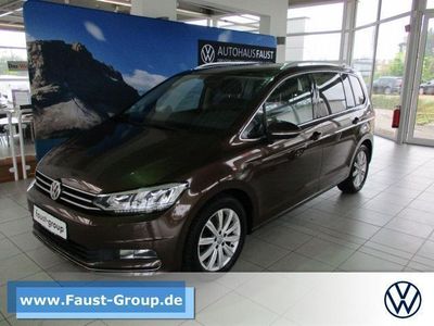 Gebraucht VW Touran Highline 150 PS (110 kW) 2016 Braun Van / Kleinbus