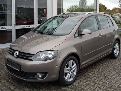 Gebraucht VW Golf Plus Cross Comfortline 122 PS (89 kW) 2010 Braun Van / Kleinbus