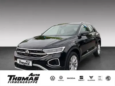 Używany VW T-Roc IQ Drive 150 KM (110 kW) 2023 Czarny SUV