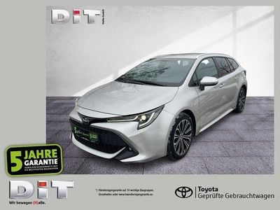 Gebraucht Toyota Corolla Team 122 PS (89 kW) 2022 Precious silver (metallic) Kombi
