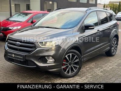 Grau Gebraucht 2019 Ford Kuga ST-Line SUV | 18.890 € (Fairer Preis)