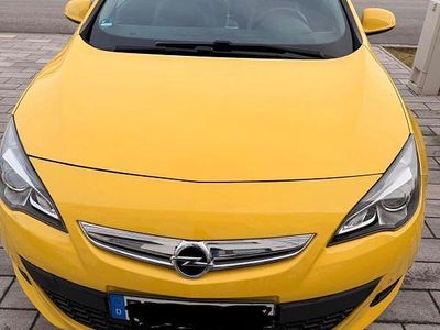 Gebraucht Opel Astra S 136 PS (100 kW) 2015 Gelb Limousine