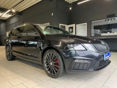 Gebraucht Skoda Octavia RS 230 PS (169 kW) 2017 Cerna magic/black magic Kombi