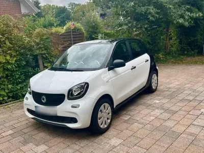 Second-hand Smart ForFour 71 CP (52 kW) 2015 Alb Hatchback
