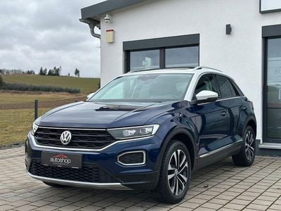 Second-hand VW T-Roc 150 CP (110 kW) 2019 Albastru SUV