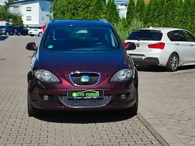 Gebraucht Seat Altea XL Comfort 102 PS (75 kW) 2008 Rot Van / Kleinbus