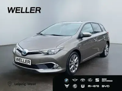 Gebraucht Toyota Auris Hybrid Executive 136 PS (100 kW) 2016 Grau Limousine