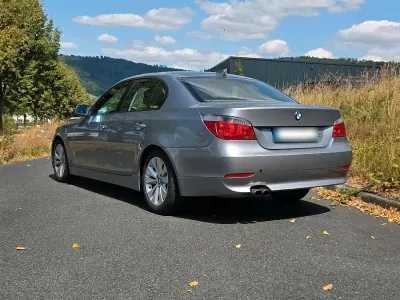 Gebraucht BMW 520 170 PS (125 kW) 2003 Grau Limousine