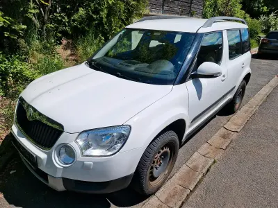 Używany Skoda Yeti 160 KM (117 kW) 2009 Biały SUV